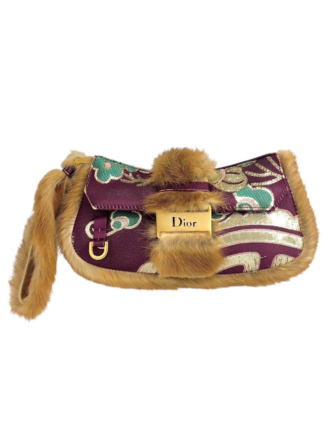 Christian Dior 2021年 ゴールドシルク メタリック ショーツ Dior Satin Fur Wristlet – Treasures of NYC
