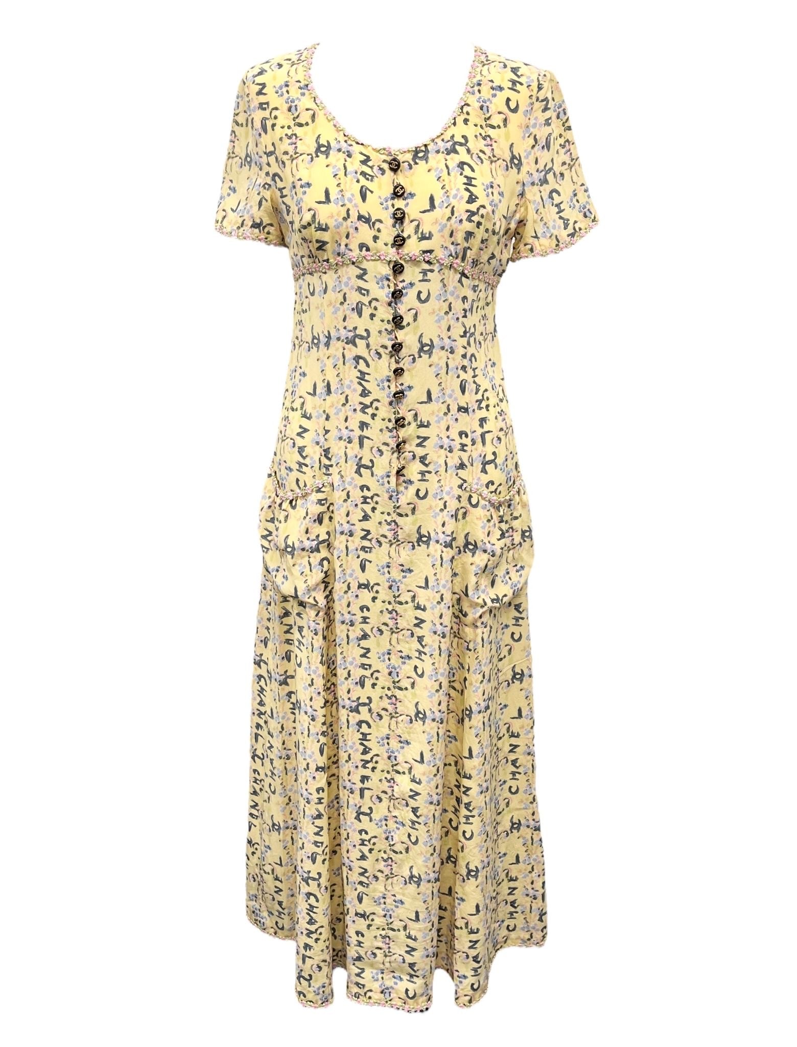 slim fit dress slacks EMBELLISHED LACE GOLD DRESS  Chanel Joan Elkayam