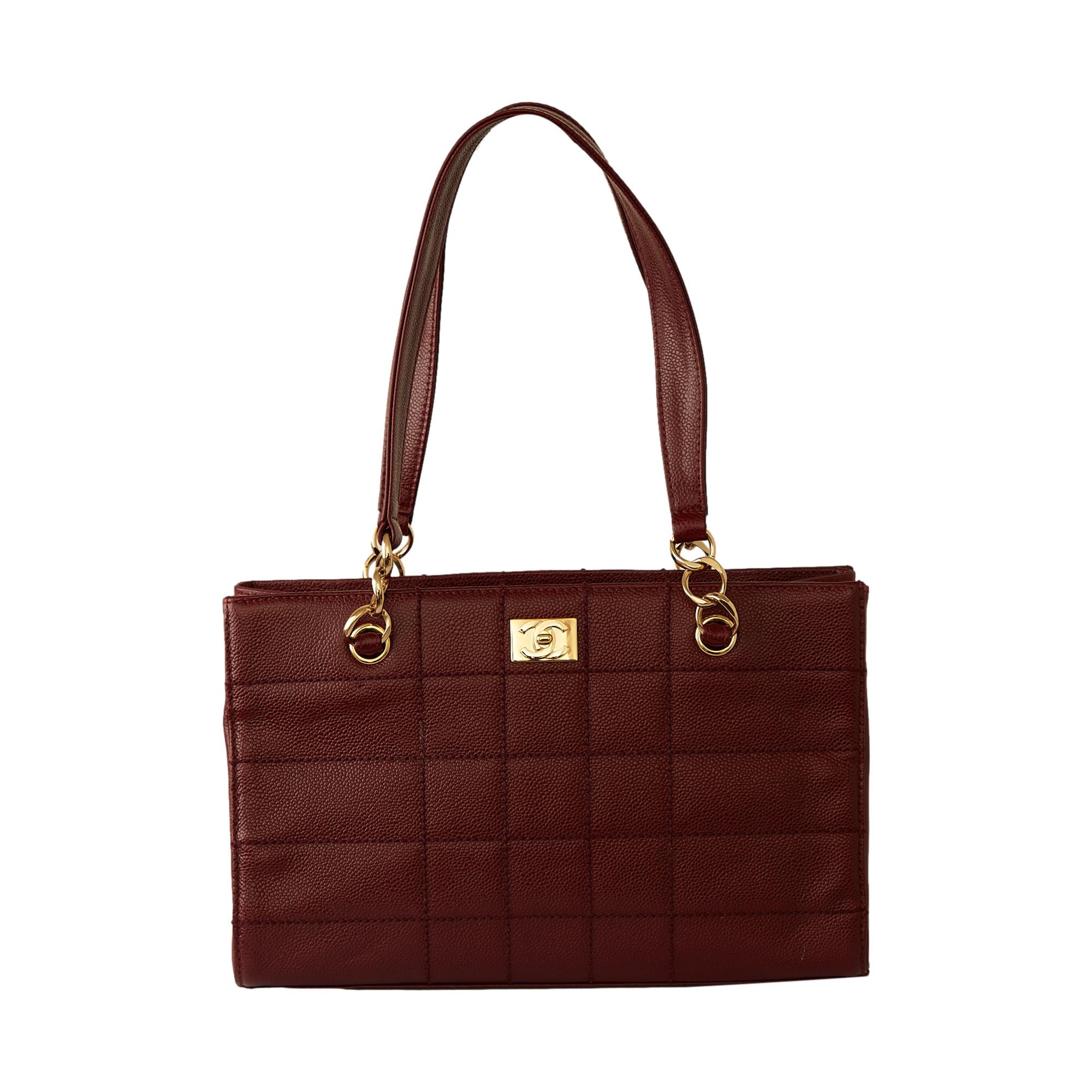 Chanel Oxblood Caviar Square Quilt Shoulder Bag – Treasures of NYC