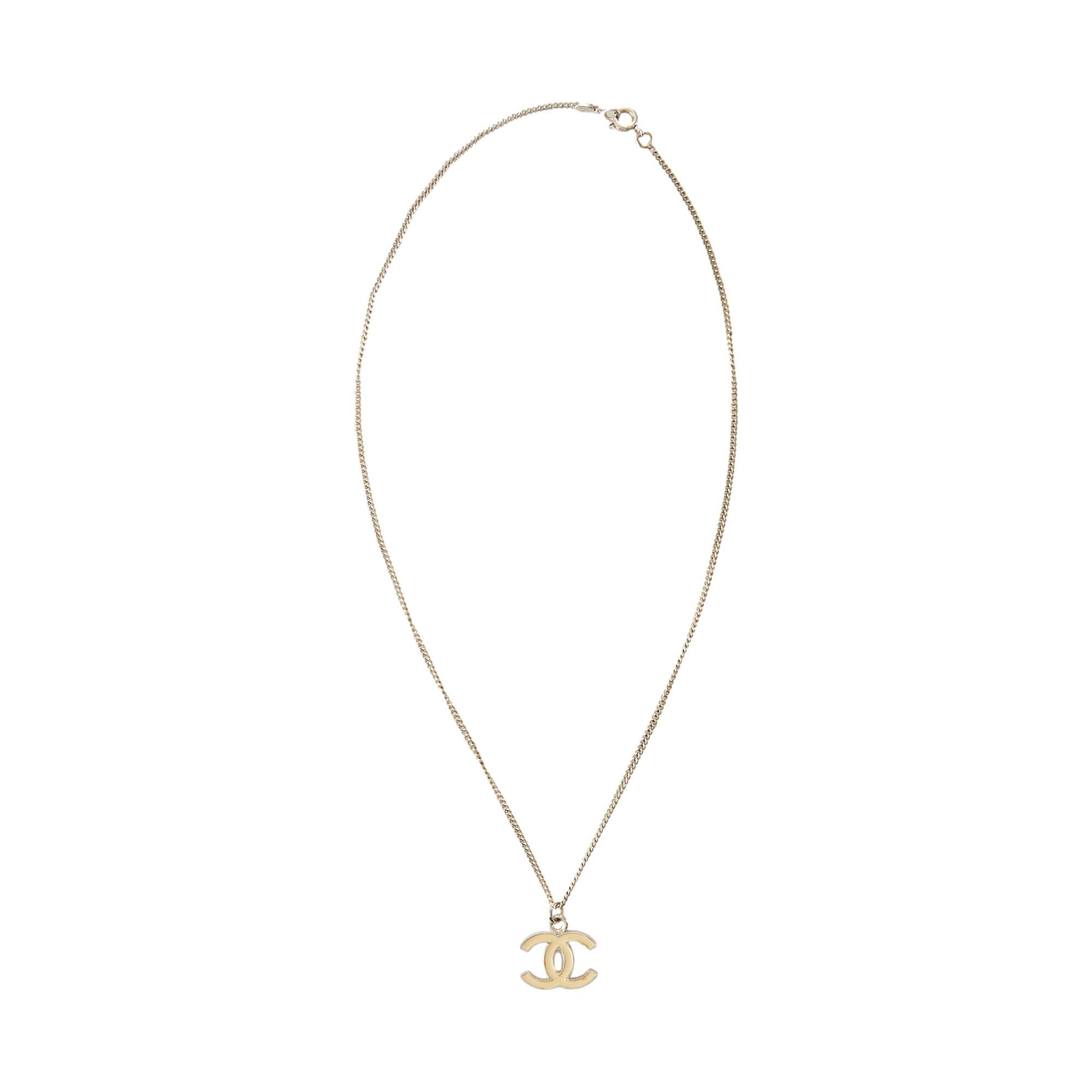 Chanel Silver Logo Necklace – Treasures of NYC