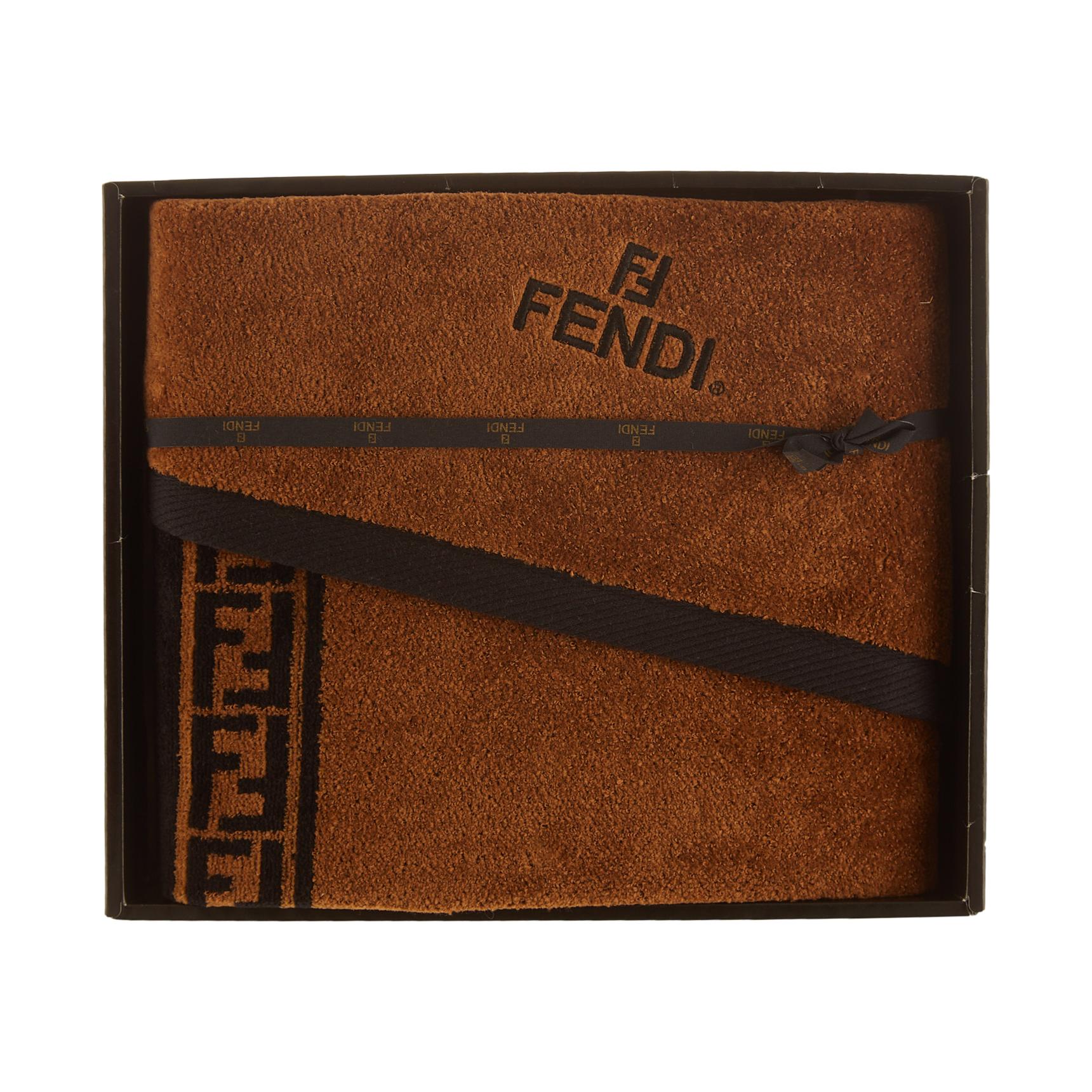 Logo Leather Cardholder in Brown - Fendi