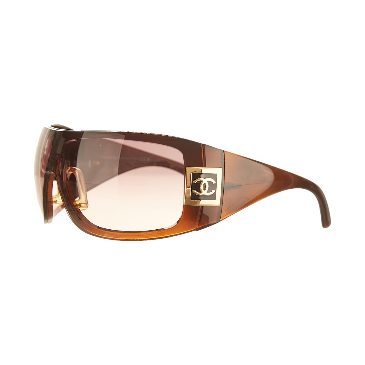 CHANEL Brown Shield Sunglasses CHANEL Sunglasses: Shield Sunglasses, acetate — Fashion | CHANEL main image 2