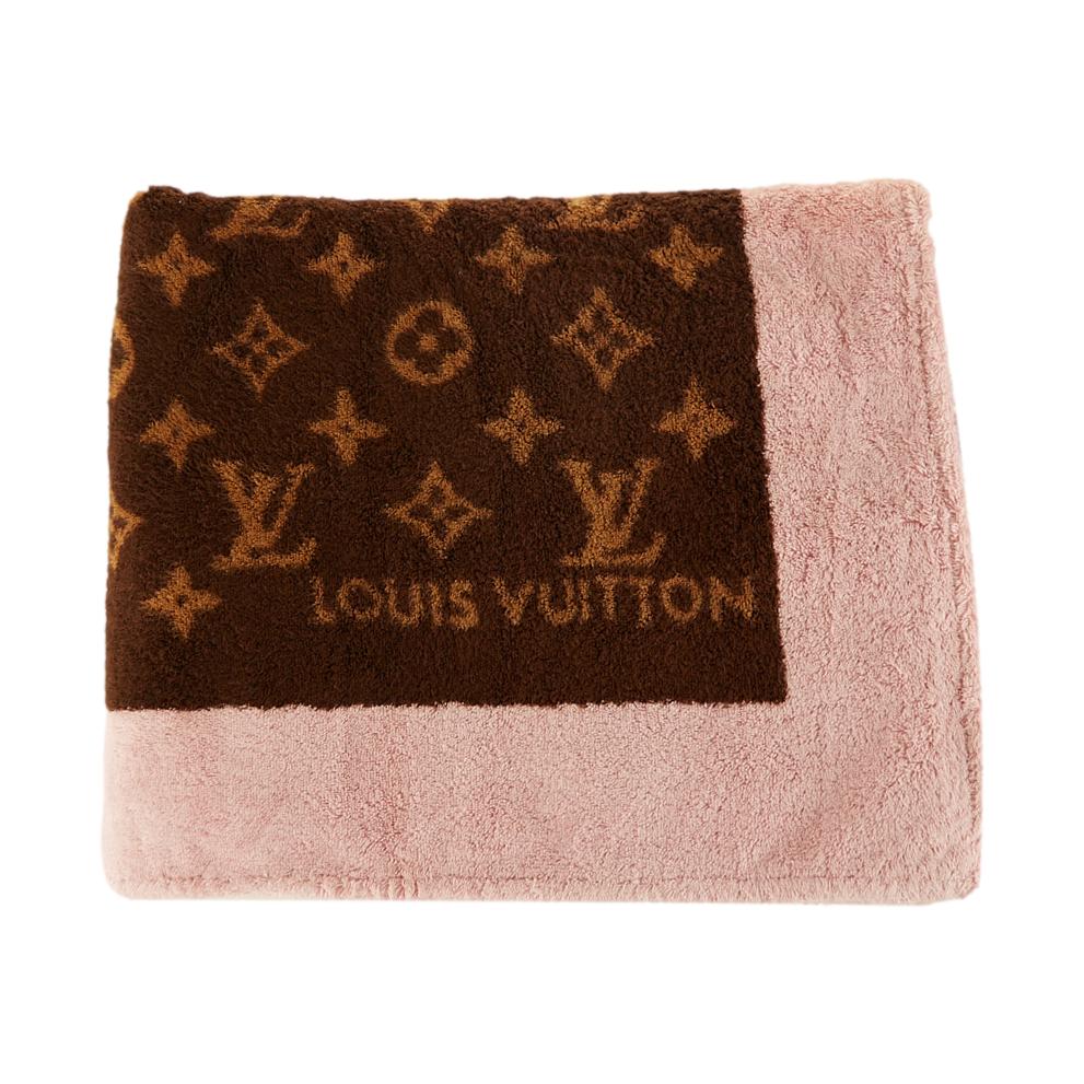 Louis Vuitton Classic Brown Monogram Beach Towel 99lv87 at 1stDibs