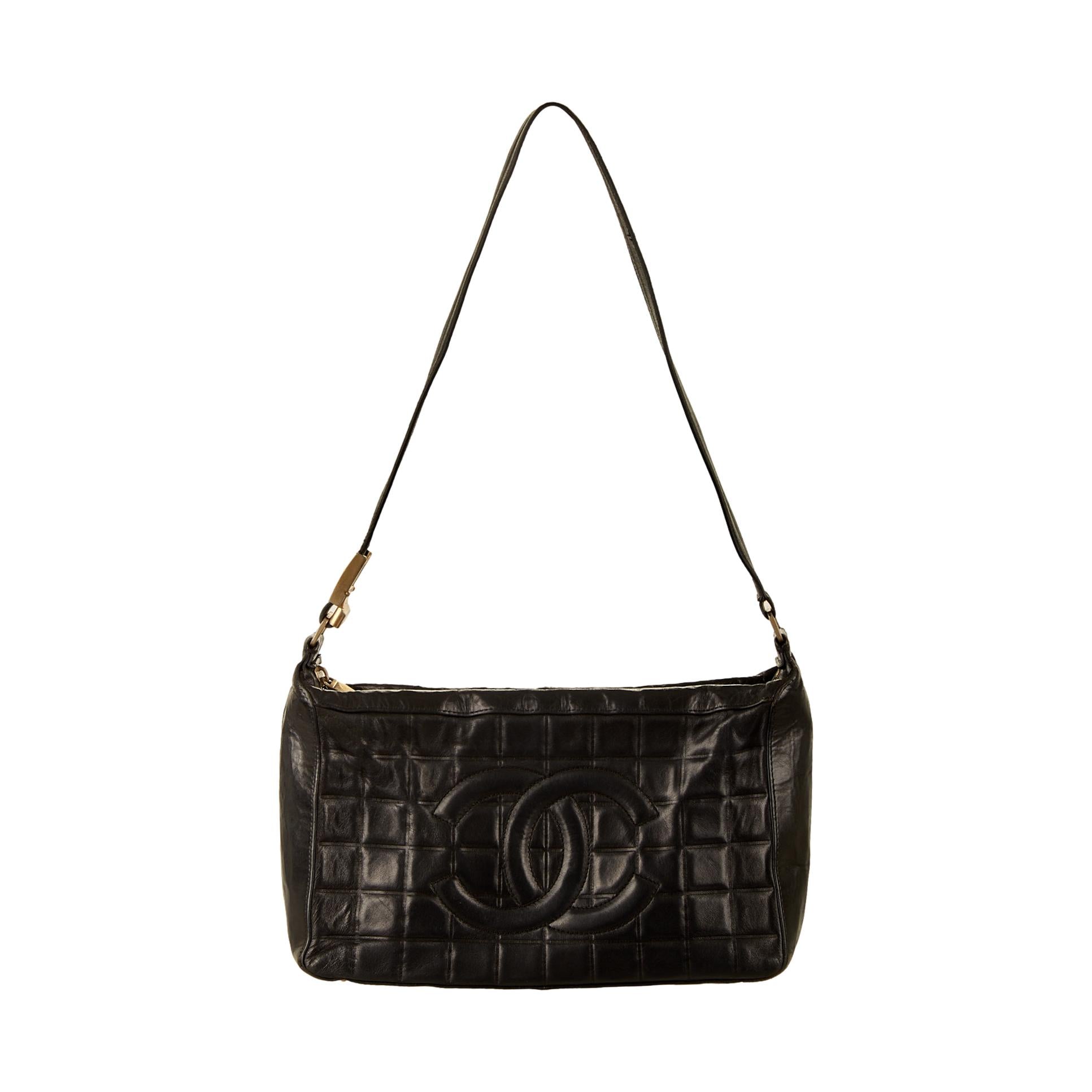 Chanel Black Choco Bar Shoulder Bag – Treasures of NYC display picture 3