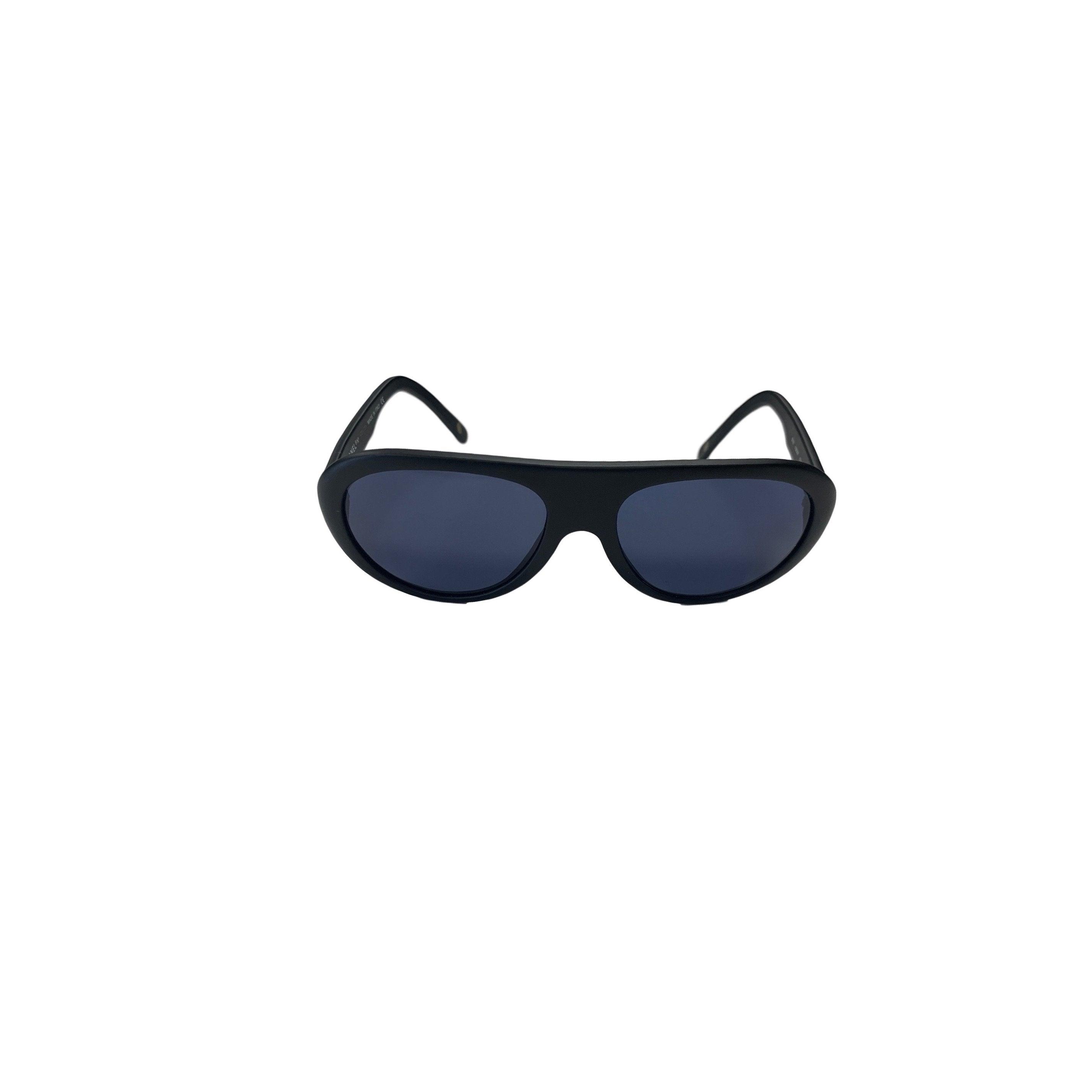 CHANEL Black/Blue Aviator Sunglasses Chanel, Blue aviator sunglasses - Unique Designer Pieces main image 4