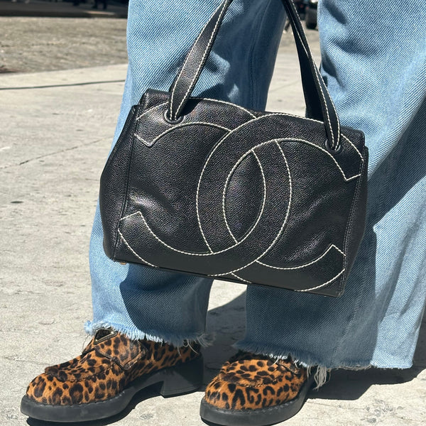 Chanel Black Contrast Stitch Caviar Bag – Treasures of NYC Chanel Black Contrast Stitch Caviar Bag – Treasures of NYC