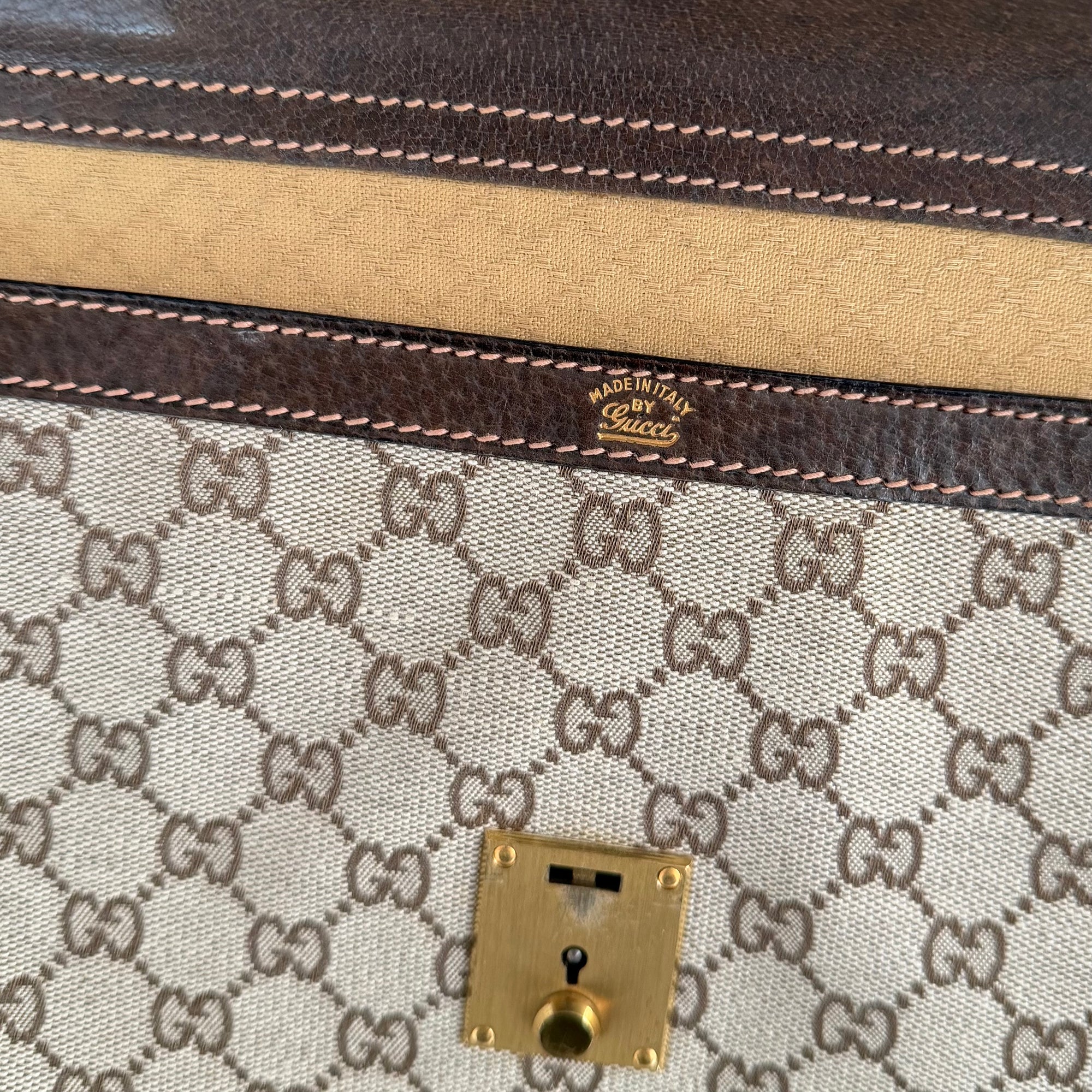 Gucci Logo Briefcase/Jumbo Clutch