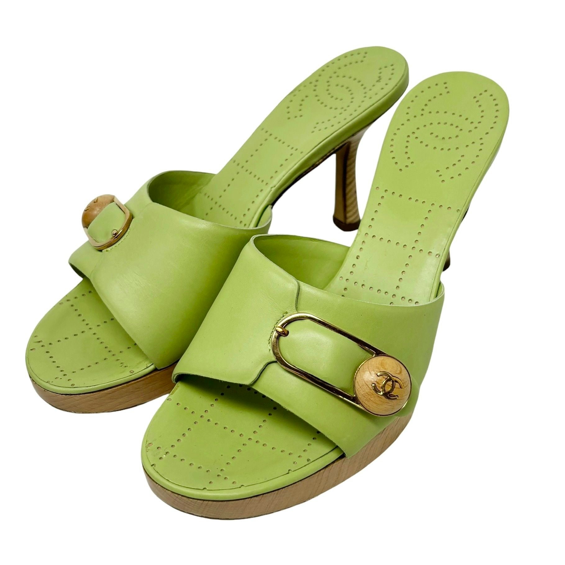 Chanel Lime Green Leather Platform Heels – Treasures of NYC