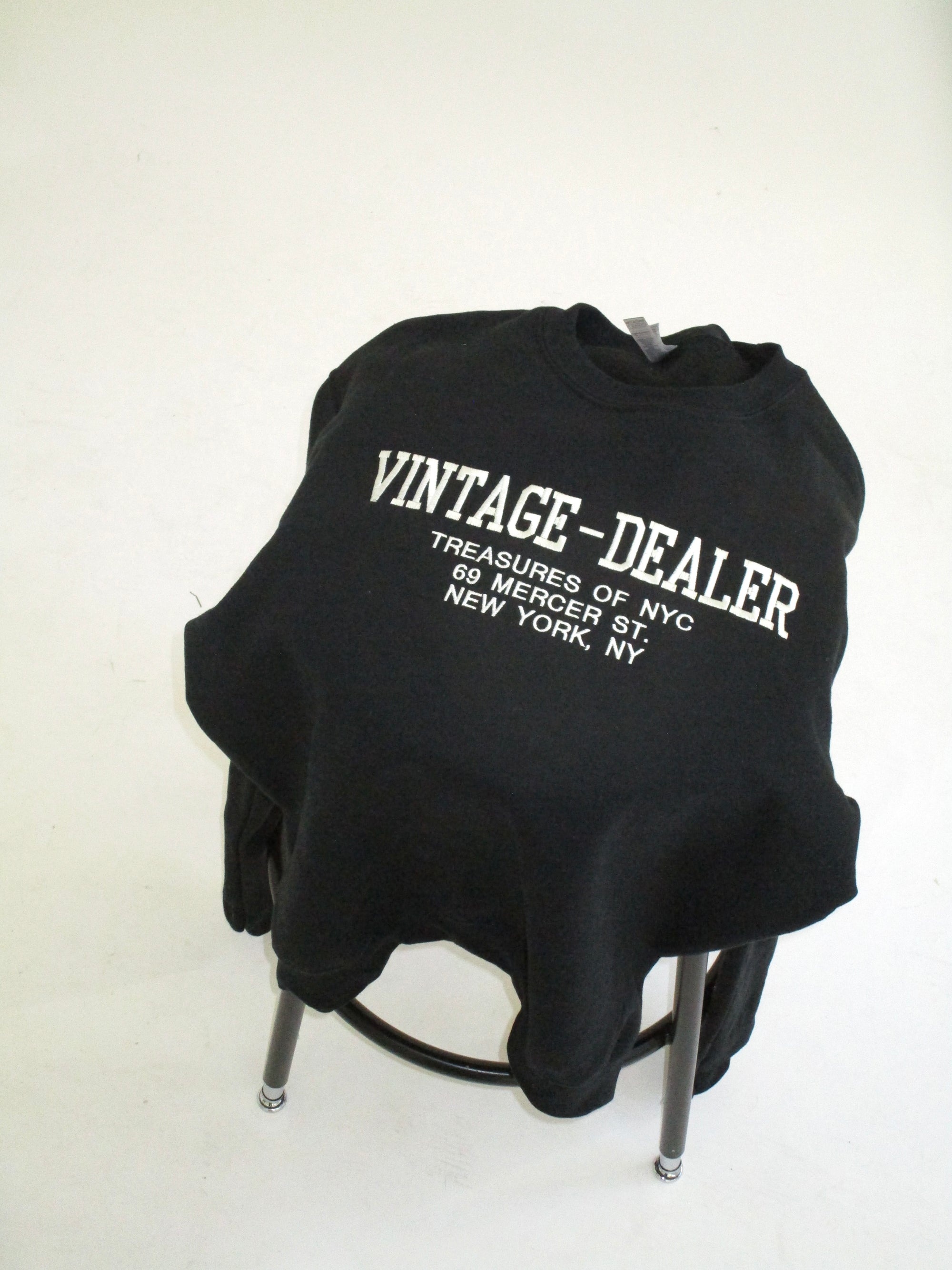 TNYC 69 Mercer 'Vintage-Dealer' Sweatshirt – Treasures of NYC