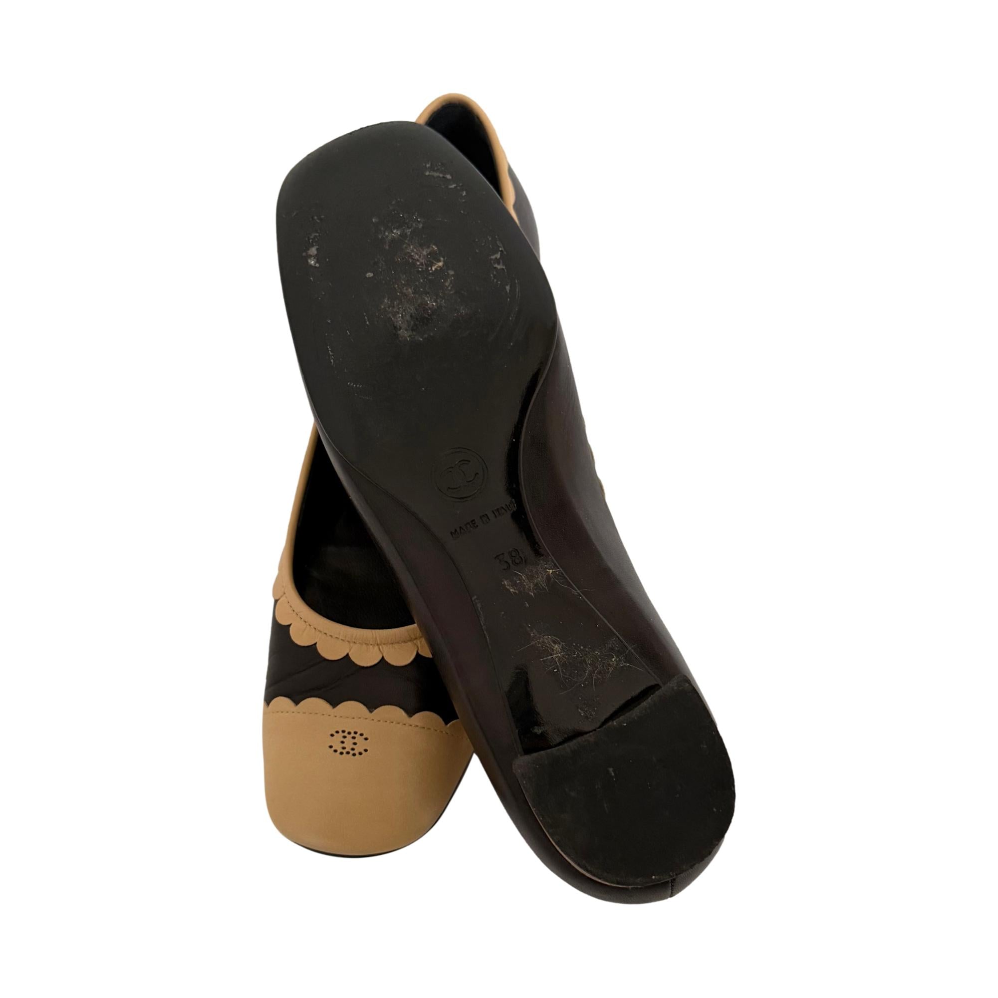 Chanel Black Scalloped Logo Kitten Heels