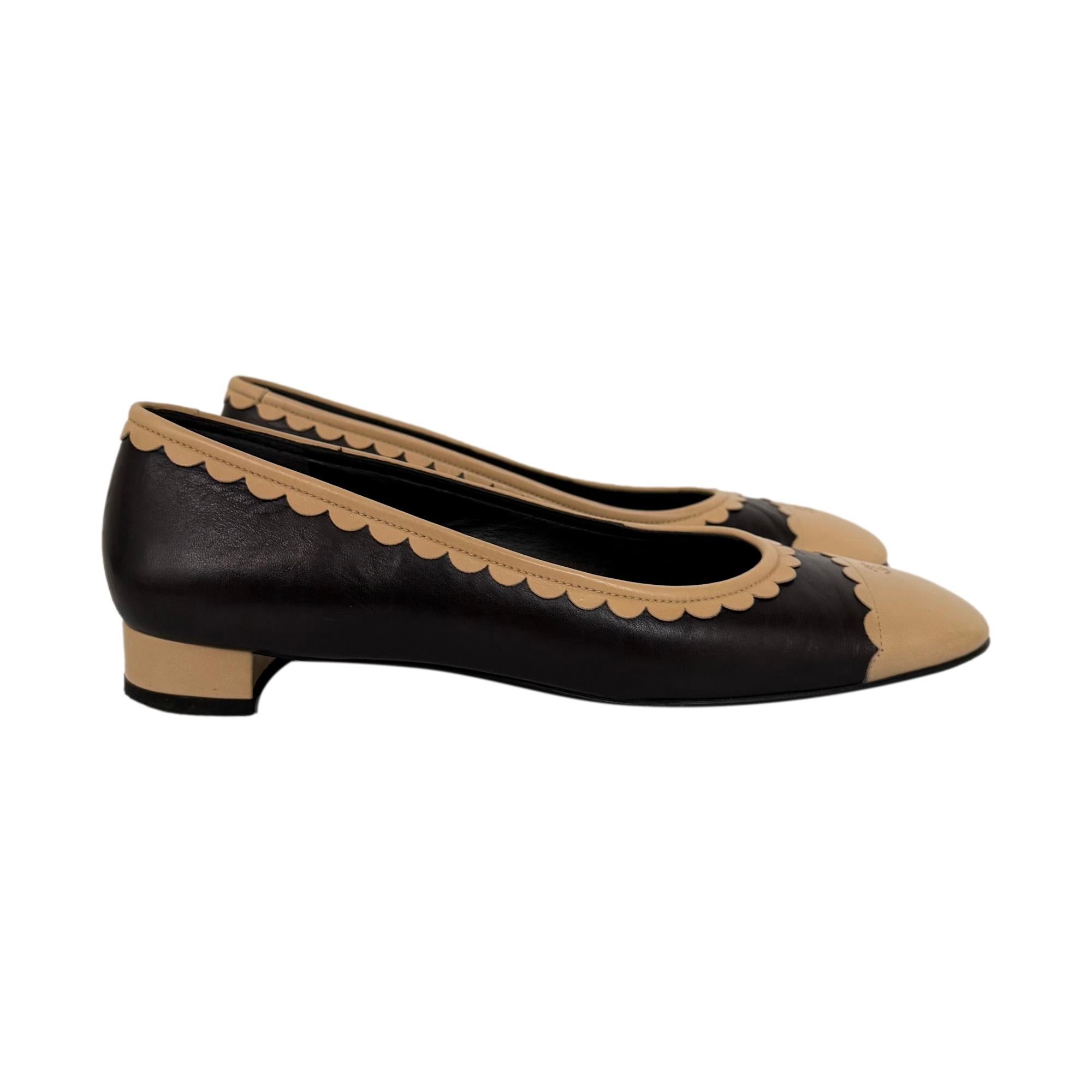 Chanel Black Scalloped Logo Kitten Heels