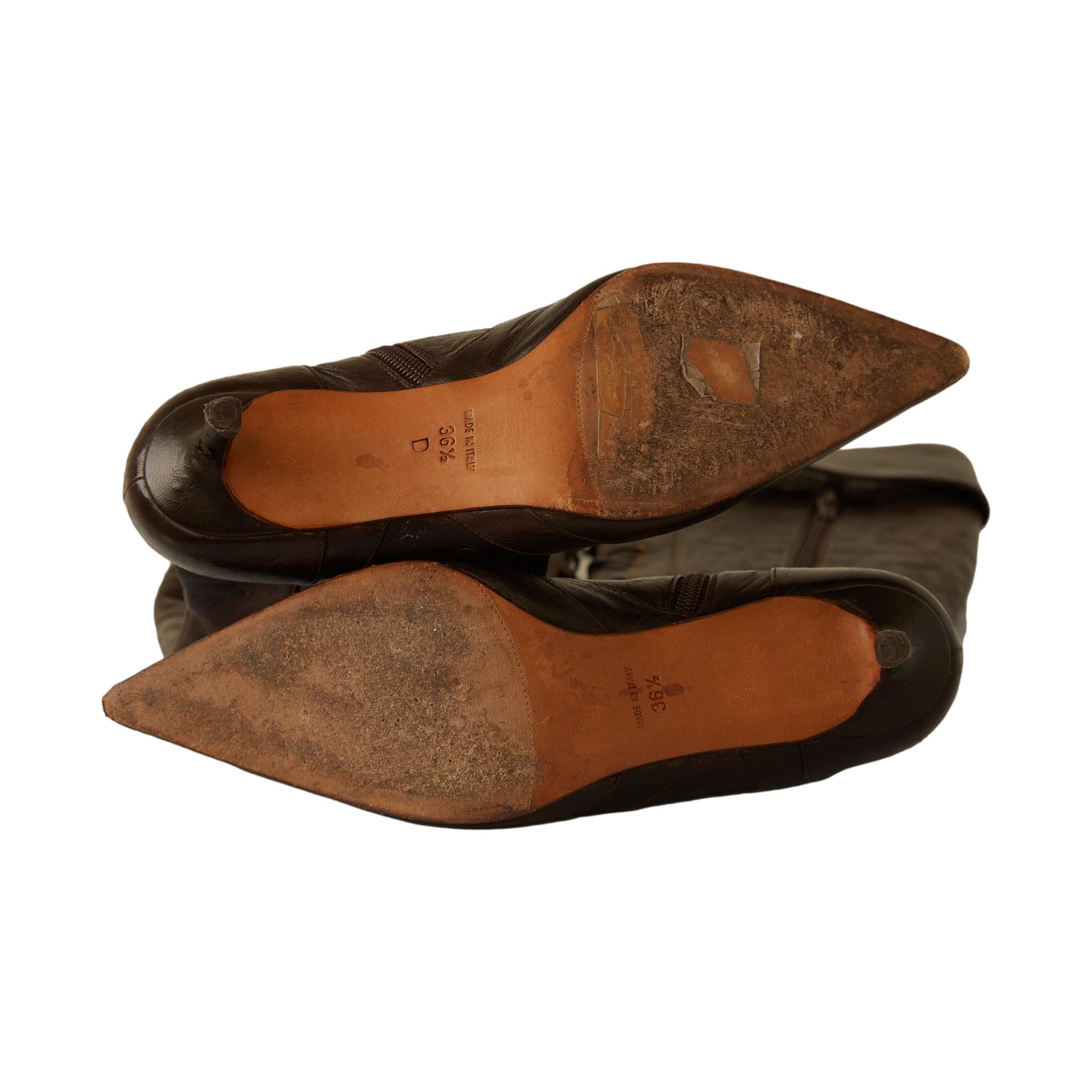 Dior Brown 'CD' Logo Ostrich Boots – Treasures of NYC