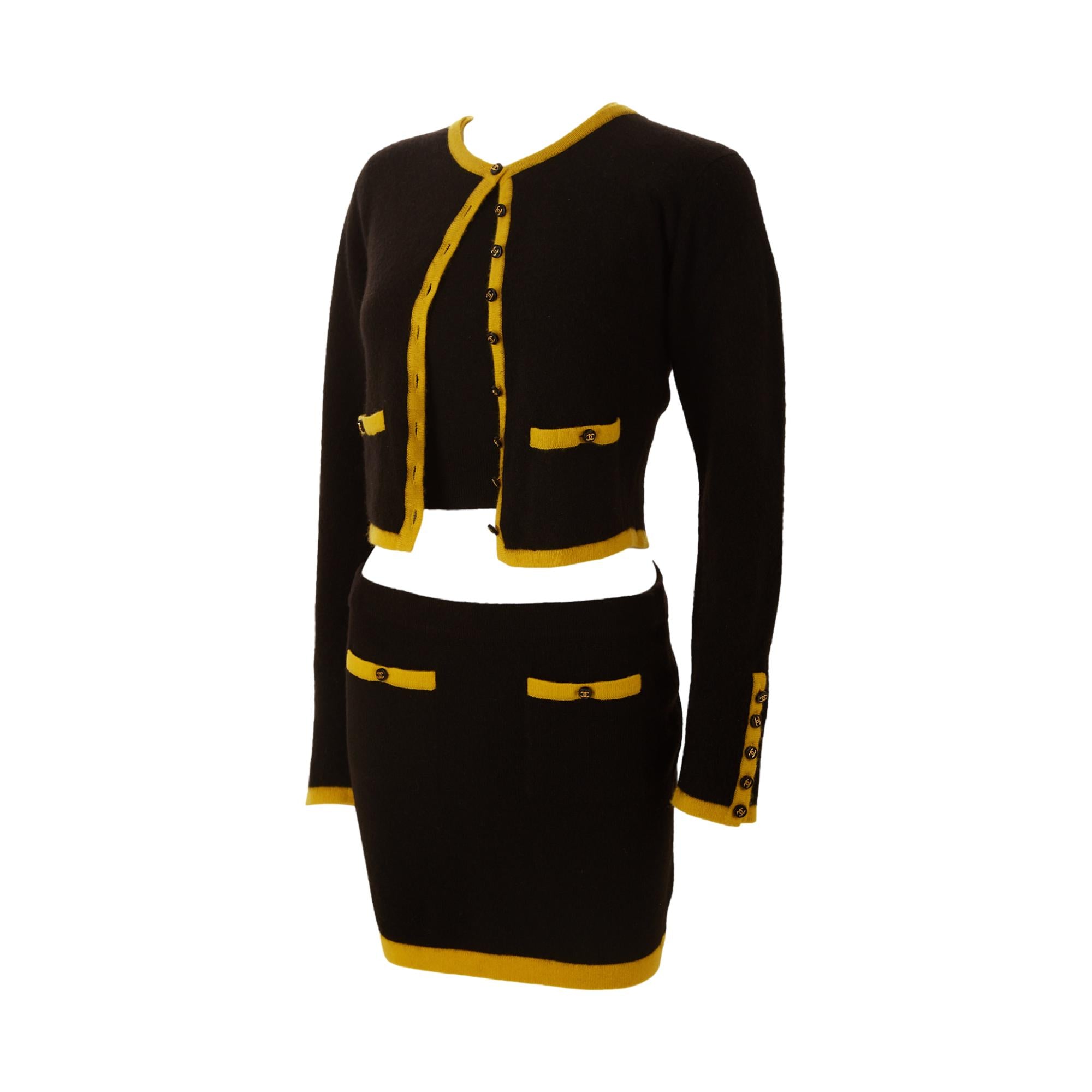 Chanel Black Logo Button Cropped Skirt Set – Treasures of NYC