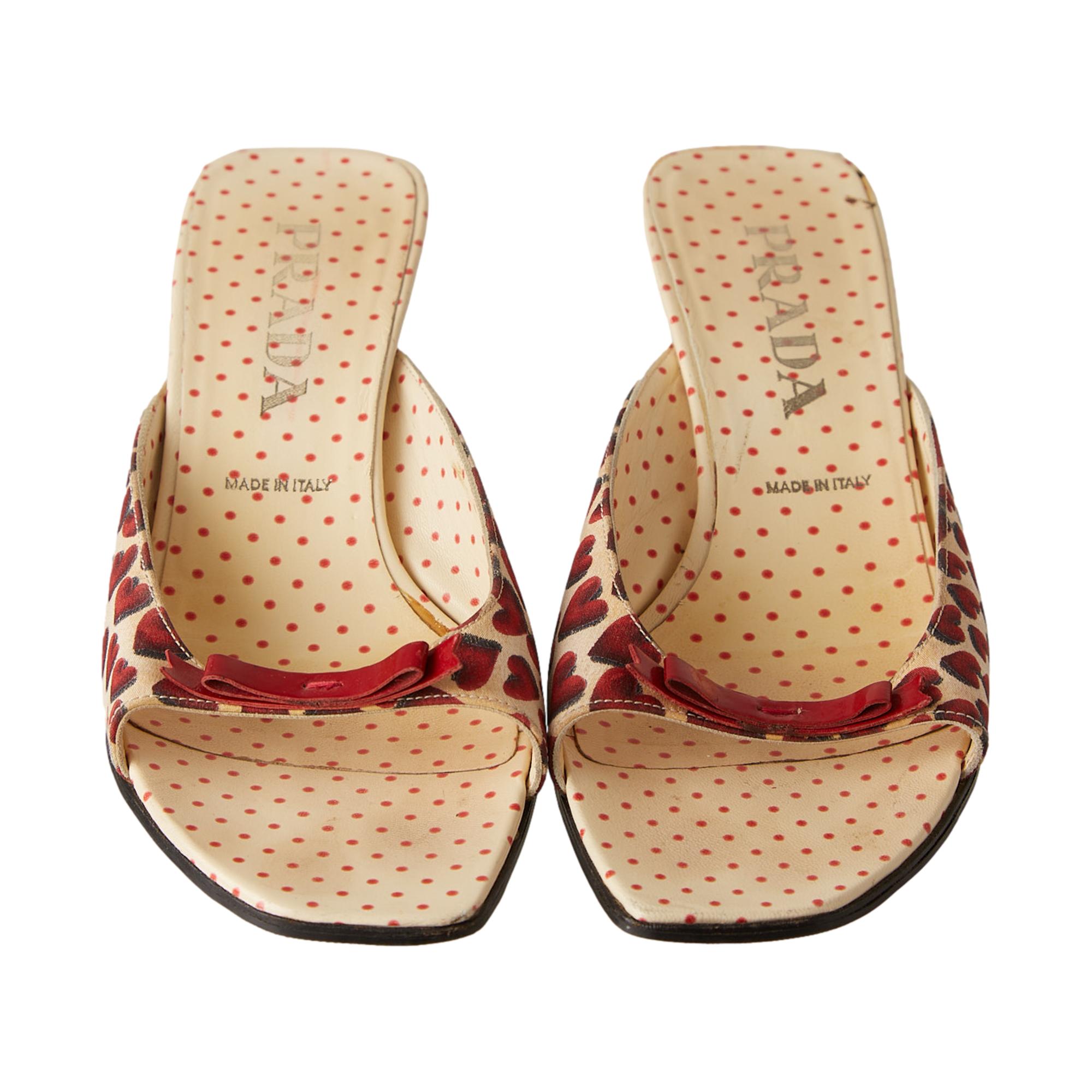 Prada Heart Print Kitten Heels – Treasures of NYC