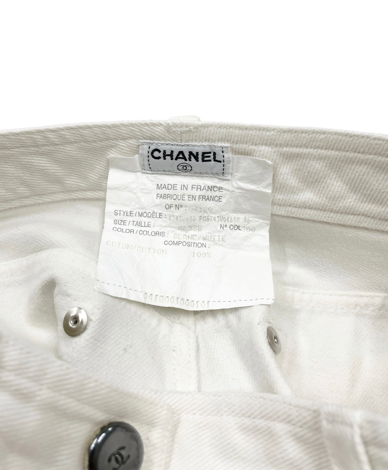 Chanel White Logo Jean Shorts – Treasures of NYC