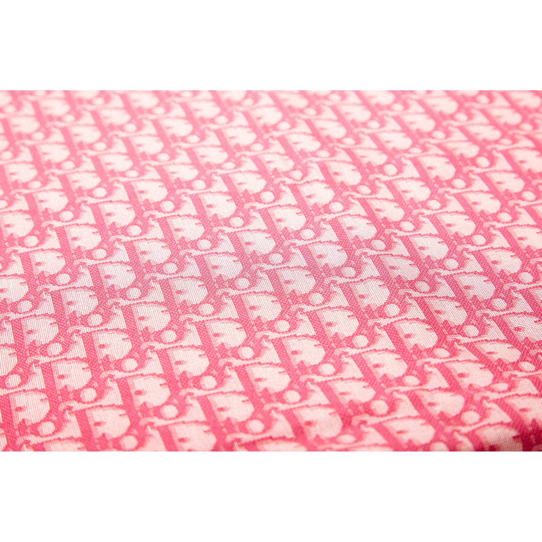 Dior ピンク ロゴ マフラー Dior Pink Logo Scarf – Treasures of NYC
