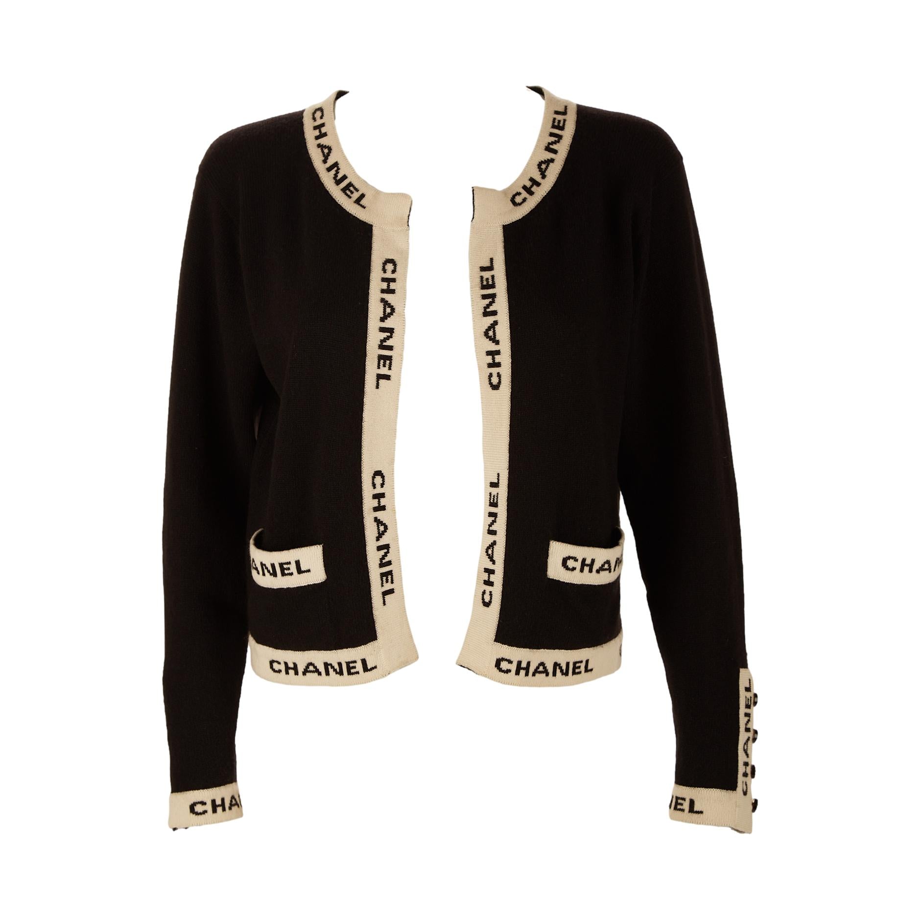 Chanel 2020/ 21 Cashmere Sweater CC Logo Black and White FR 38/ 6