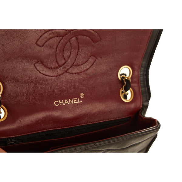 Chanel Black Wave Stitch Chain Shoulder Bag