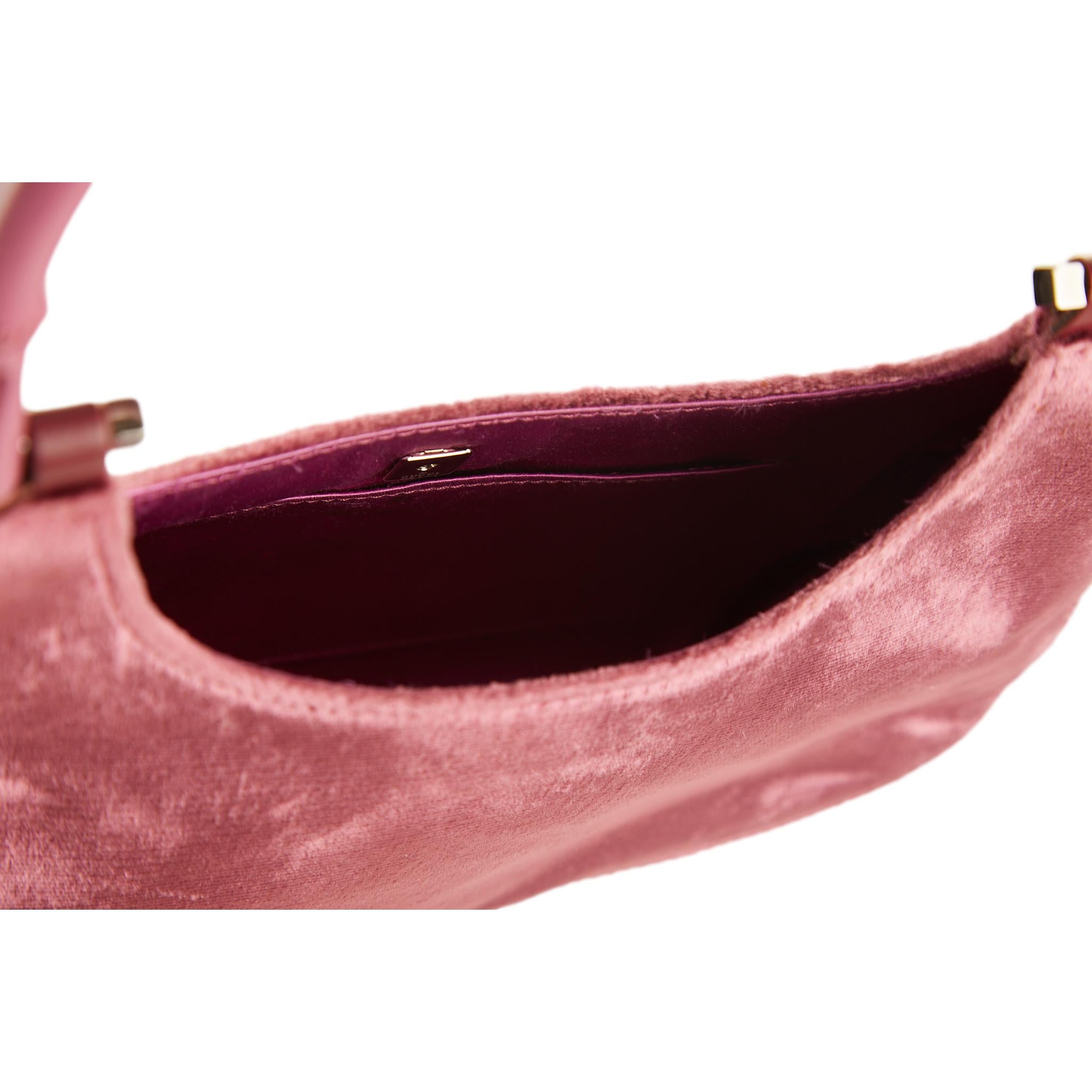 Gucci Pink Velvet Bamboo Top Handle Bag – Treasures of NYC