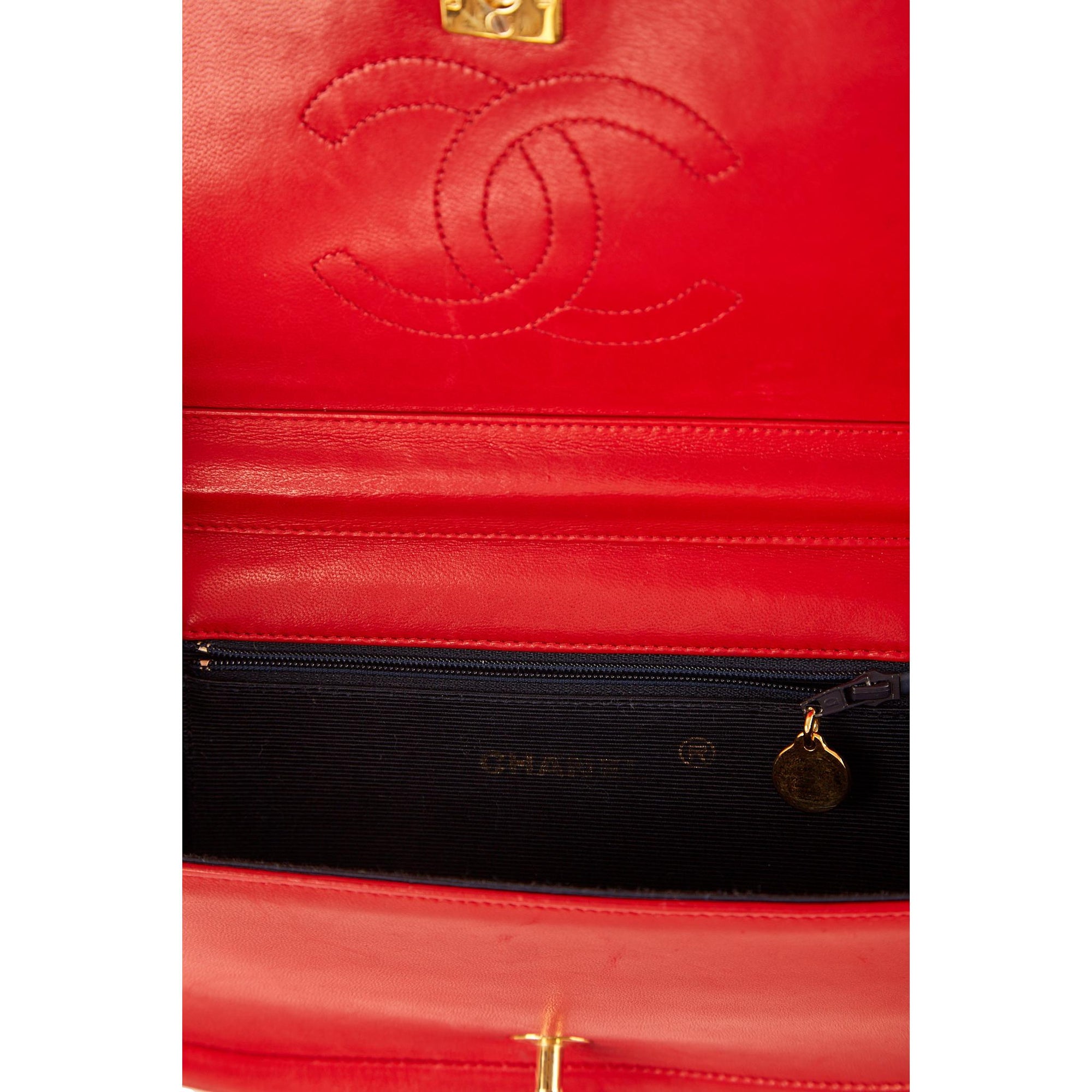 Buy Vintage CHANEL Red Calfskin Classic Shoulder Tote Bag With Online in  India 