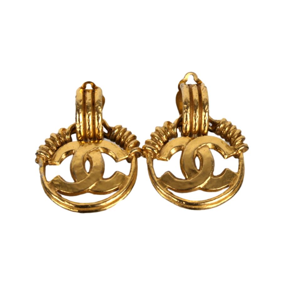 Chanel Gold Logo Jumbo Clip Earring - Jewelry