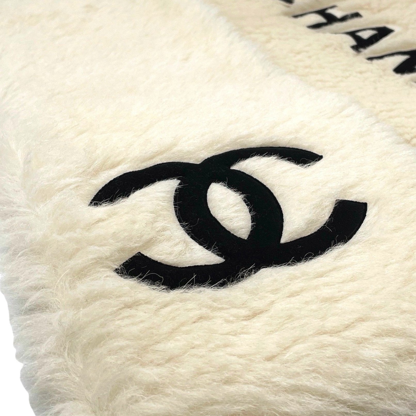 Chanel White Faux Fur Logo Scarf