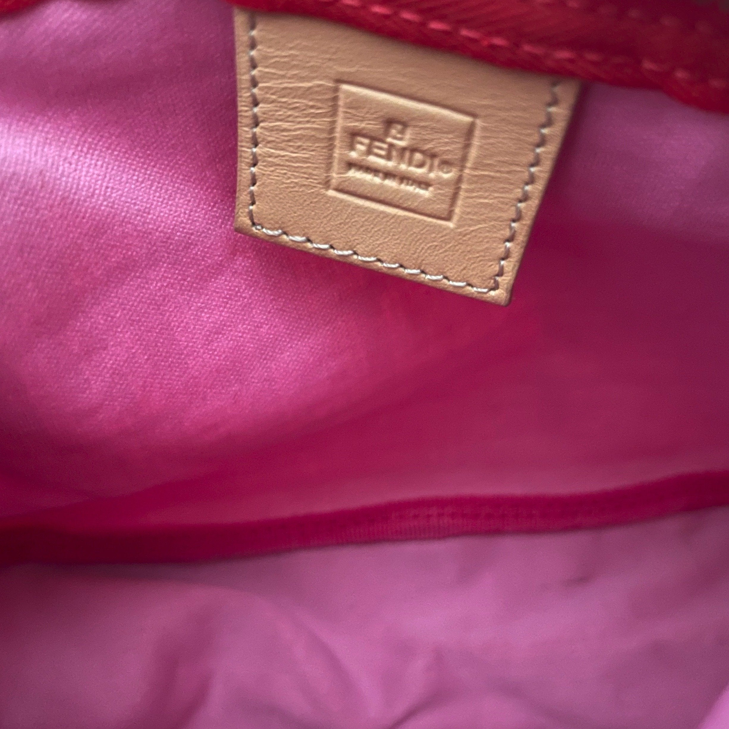 Fendi FENDI Beads Minamamo Pouch Handbag Pink P13382 – NUIR VINTAGE