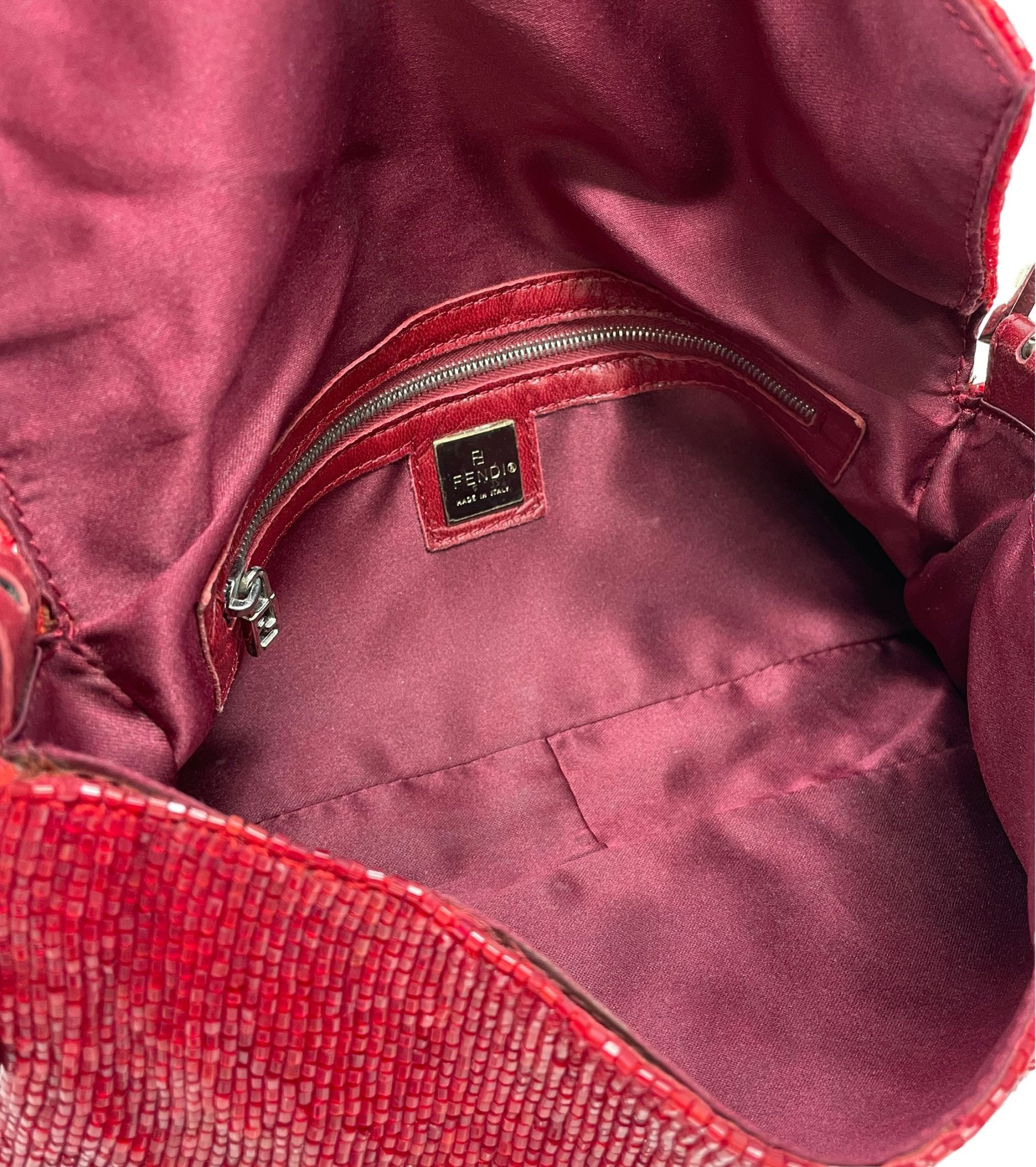 Red Fendi Midi Chain Baguette Satchel – Designer Revival