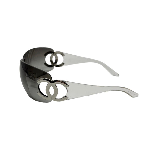 Treasures of NYC - Chanel White Oversized Sunglasses display picture 1