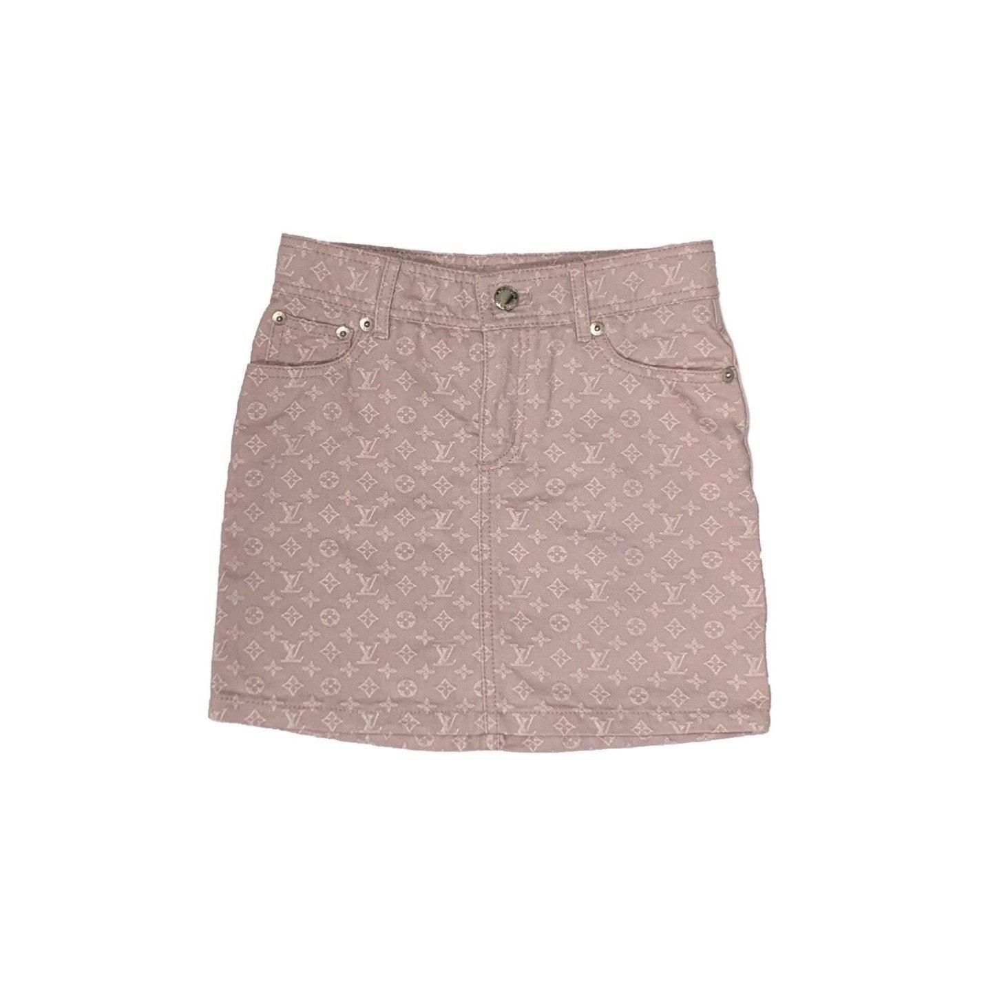 Louis Vuitton Baby Pink Skirt - Apparel