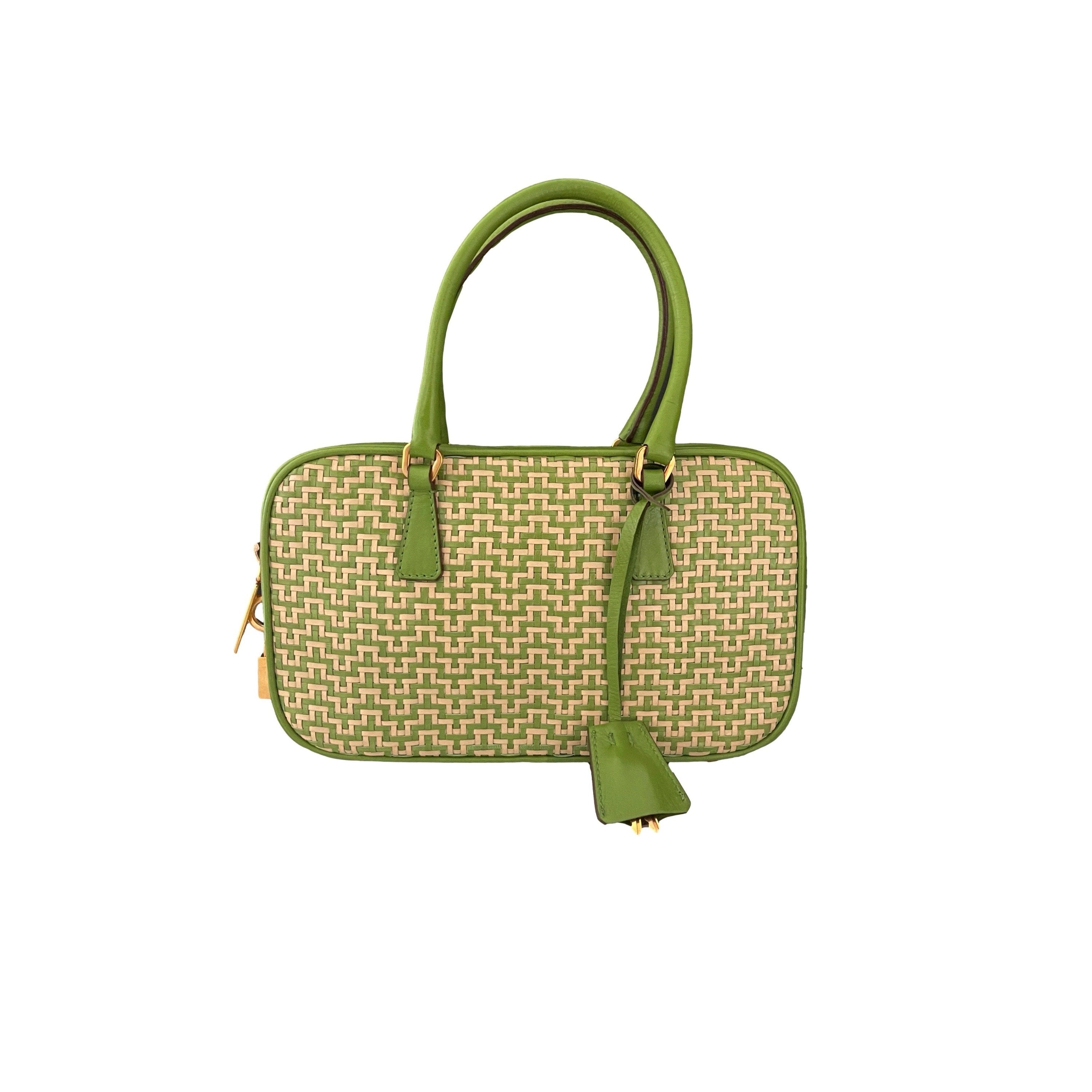 Prada グリーン パンチングデザイン バッグ Treasures of NYC - Prada Green Woven Mini Top Handle
